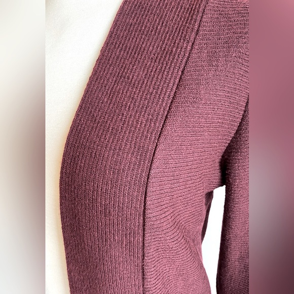 Dynamite Longline Sweater - Picture 2 of 4